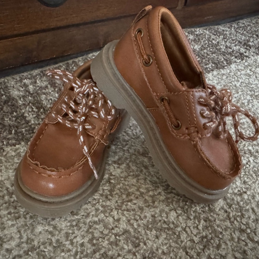 GAP Brown Moccasin Shoes with Leather Finish